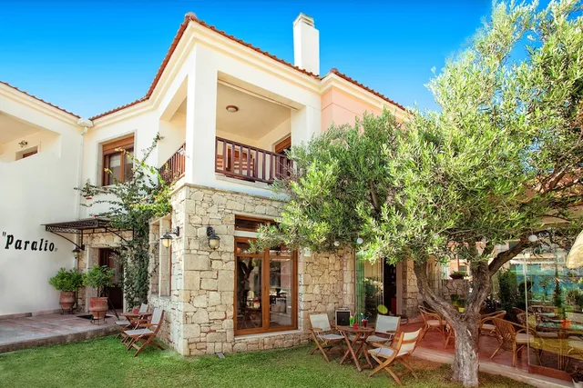 Paralio Hotel