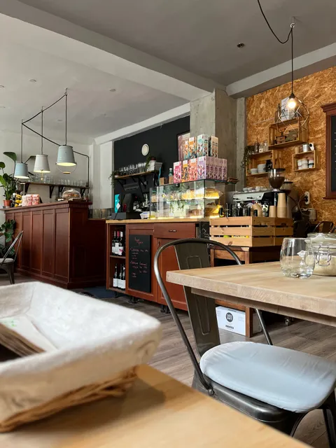 Isler Bakery, Bistro and Kitchen