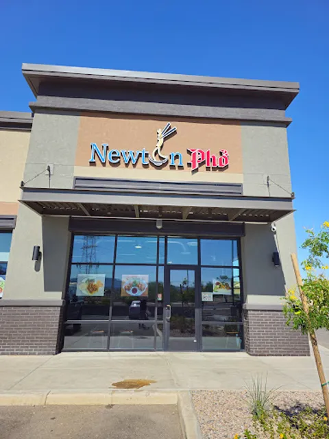 Newton Pho