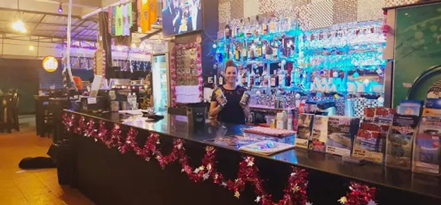 Eclipse Hostel & Bar