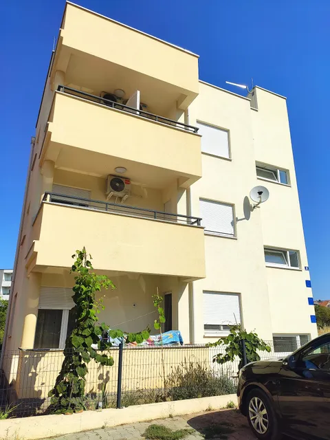 Villa Piccola, Zadar