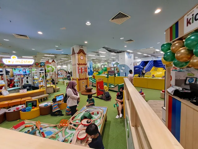 Kidzoona Aman Central