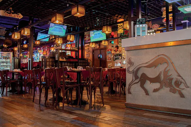 Crazy Bull Cafè - American Restaurant