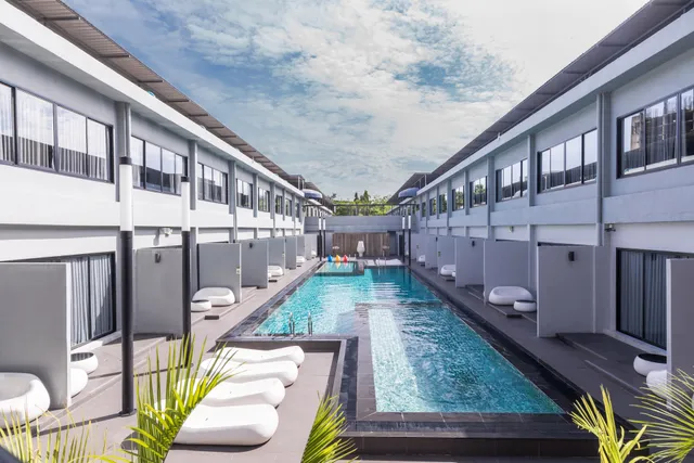 S Ratchada Leisure Hotel