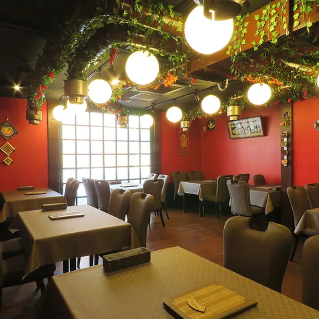 MAMAPAPA Tandoori & Dining