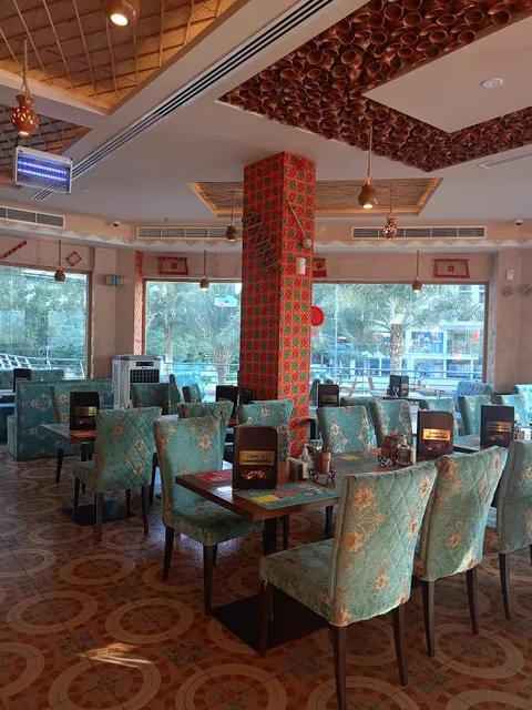 Amritsr Restaurant Bandra East - The Maharaja of Indian Cuisine