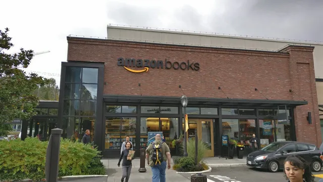 Apple University Village