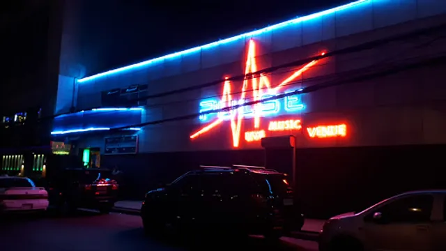 Pulse Live Music Venue