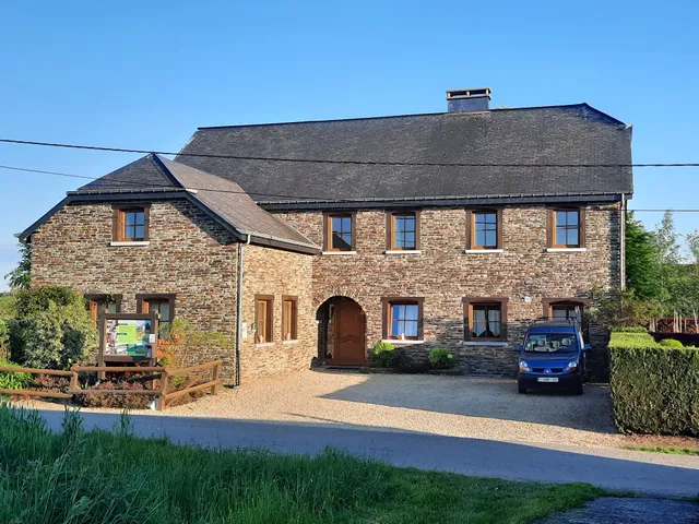 Balcon de Remifontaine:Meublé de tourisme/grand gîte/maison vacances/de Rochehaut Vallée de Semois