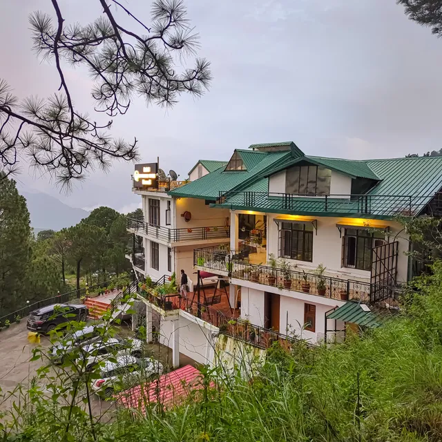 Hotel Sanawar View - Kasauli