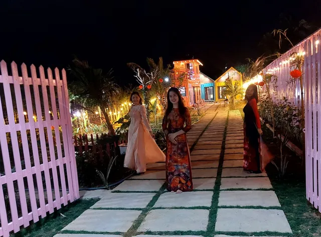 Hồ Tràm Pink House