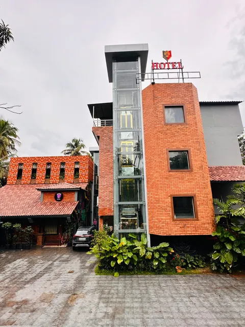 YAM Hotel Eanchakkal