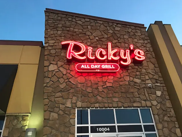 Ricky's All Day Grill - South Common