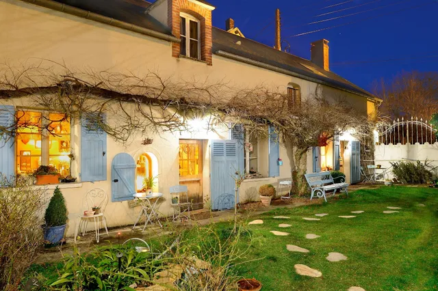 A l'Ombre Bleue - Chambres et table d'hotes - 1 h de Paris