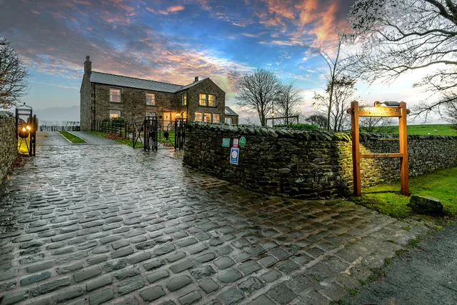 Wigglesworth House and Cottages