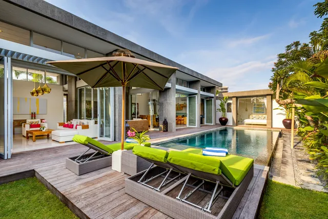 Aramanis Villas - Seminyak 3 & 4 Bedroom Villas Complex