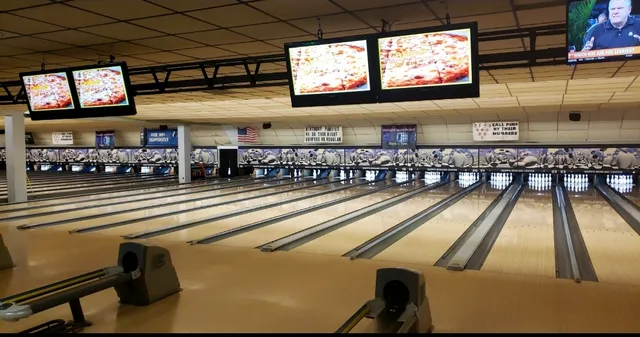Skipp's Bowling Center