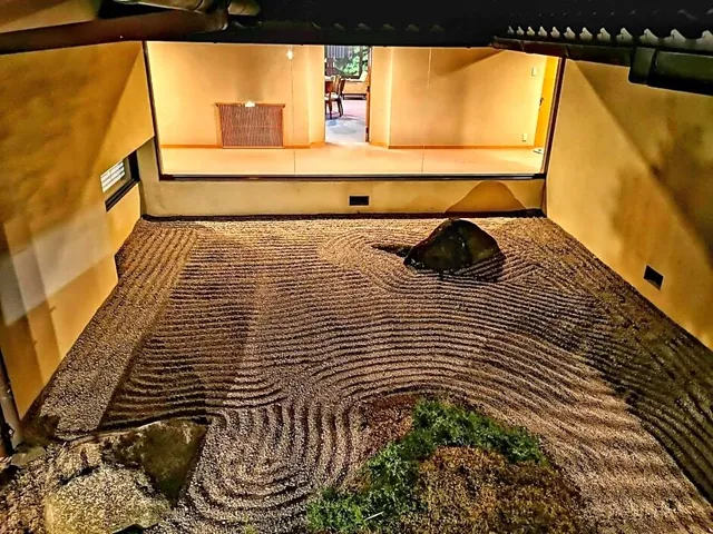 Kansai Airport Pine Villa Hotel