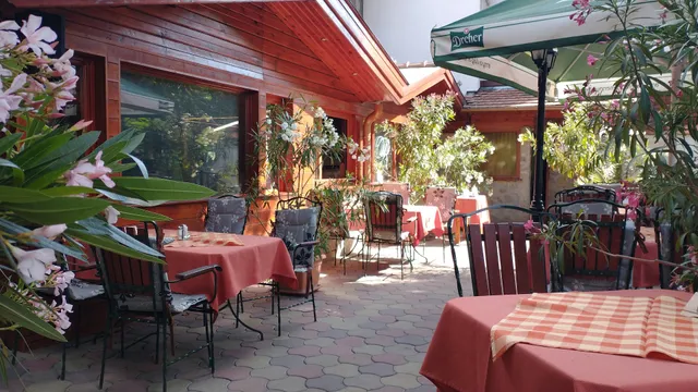 Rozmaring Kert Vendéglő