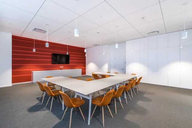 iShoppes (International Shoppes)