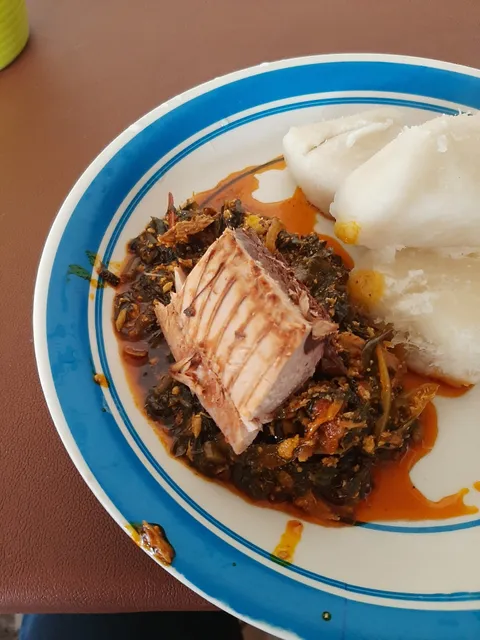 Ɛyɛ Awurade Chop Bar