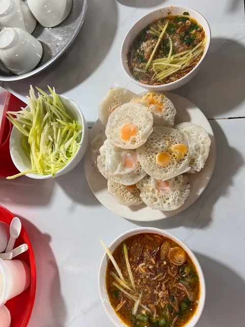 Bánh căn cô Thuỷ