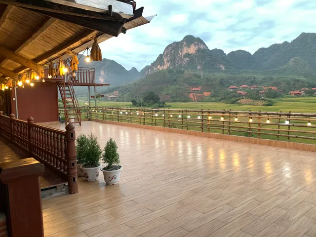 Homestay Cánh Đồng Vàng