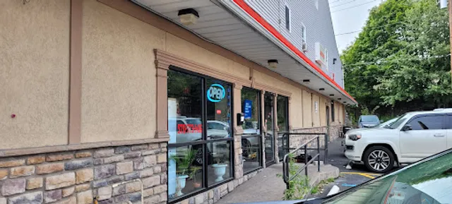 Carini's Pizza & Restaurant ByG