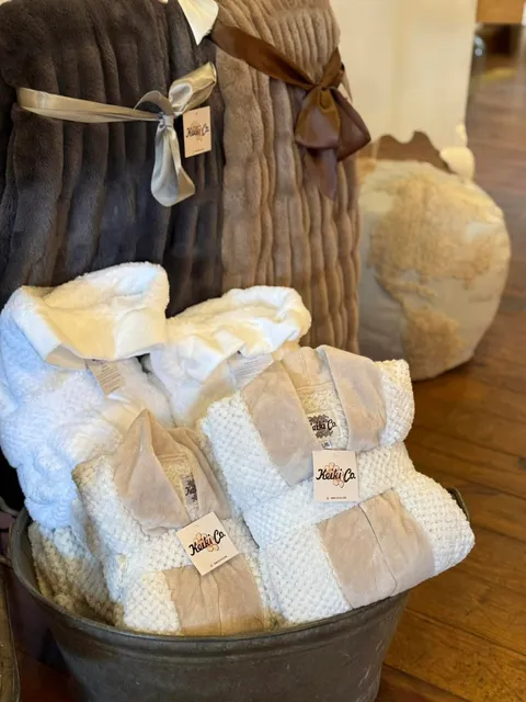 Holland House-Tomball