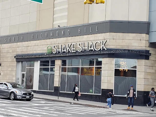 Shake Shack Queens Center Mall