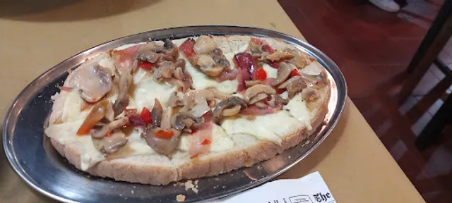 New Pub Salvador Dalí