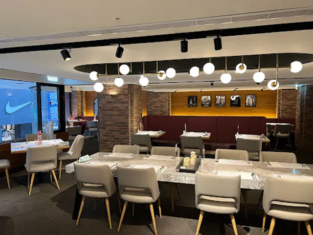 TASTy Banqiao Zhongshan Branch