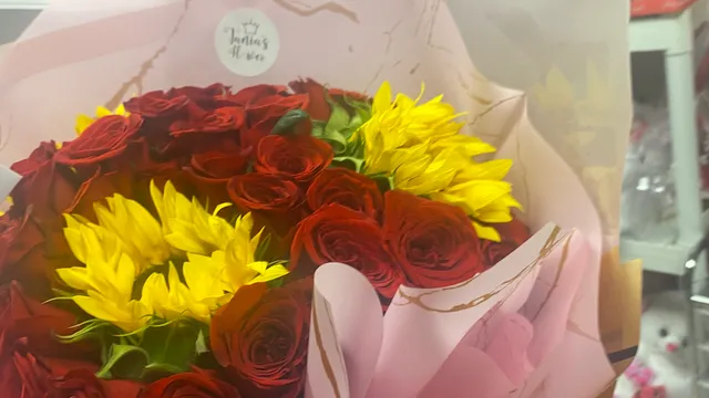 Tania's Flower Arrangements