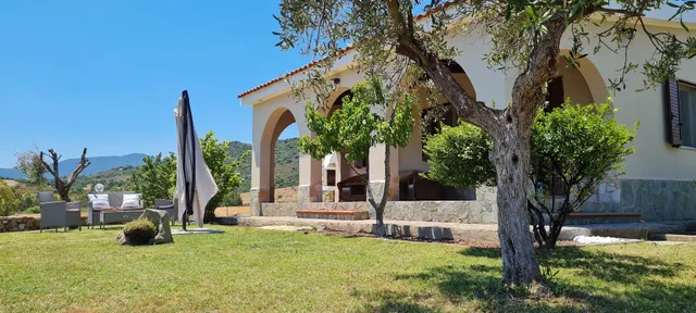 House Castiadas tra Mare e Montagna