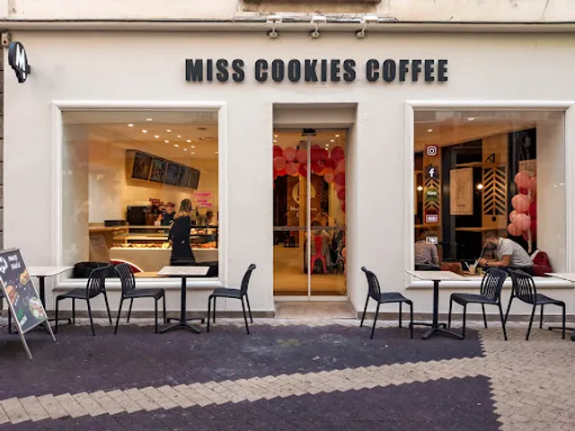 Miss Cookies Coffee Valence