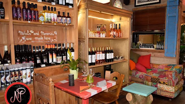 Rosa Negra / Sombrero Bar