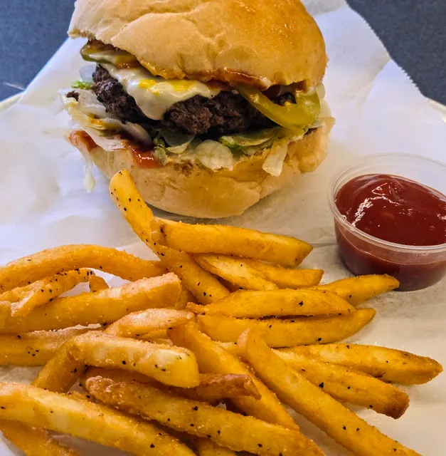 Pizza by Maggiolino’s