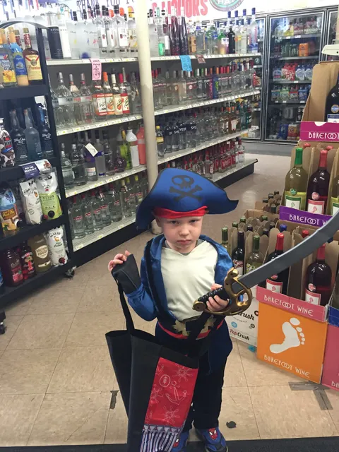 Birchwood Deli & Liquor