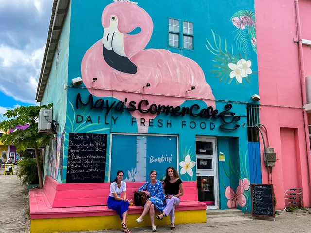 Maya’s Corner Cafe