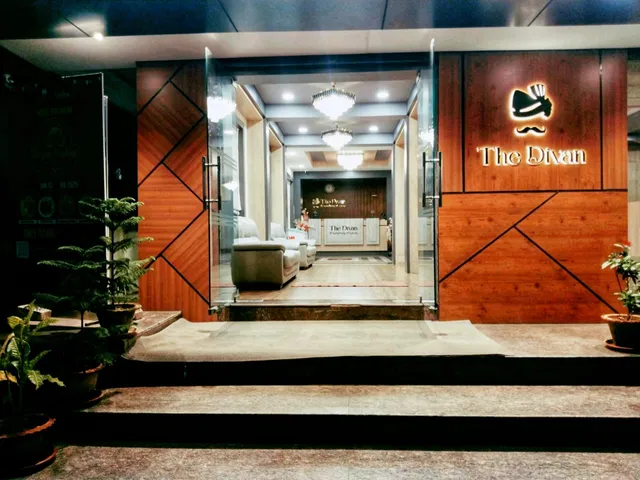 The Divan | Budget Hotel Near Kalinga Stadium Bhubaneswar