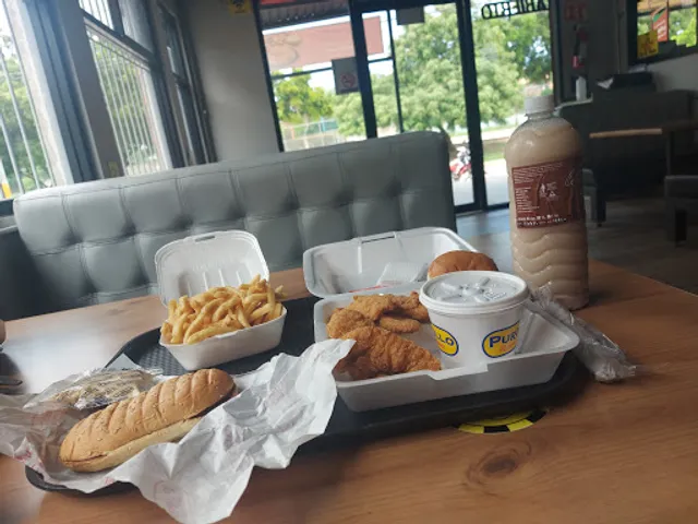 Puro Pollo Flores Magón