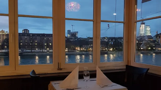 New Bombay - Indisches restaurant am Rhein