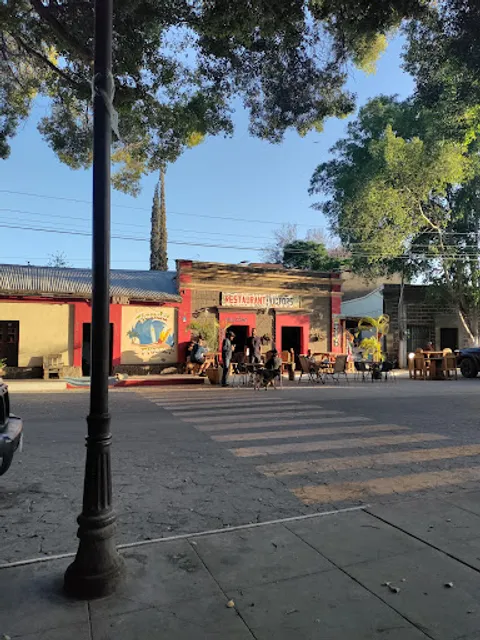 Restaurant bar victors