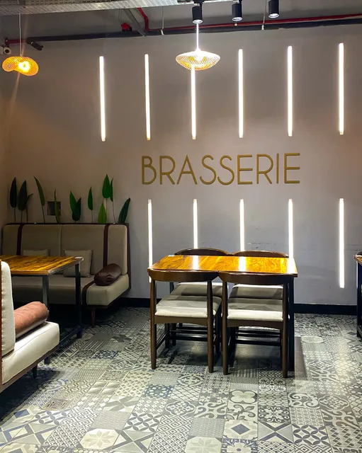 Brasserie by South66