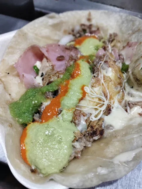 Quezadas y Hamburguesas Legaria