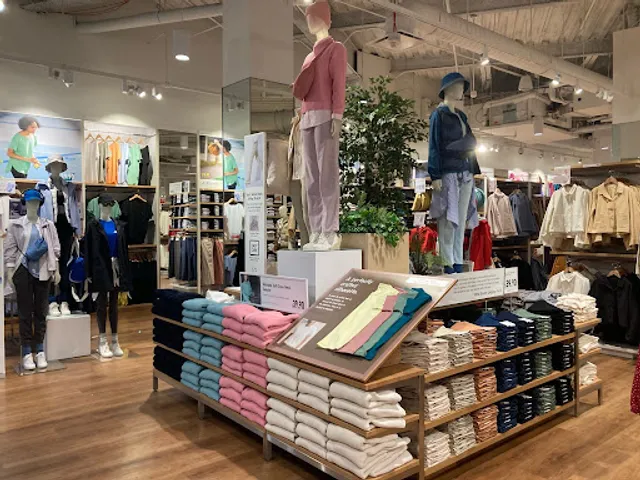UNIQLO Atlantic Terminal