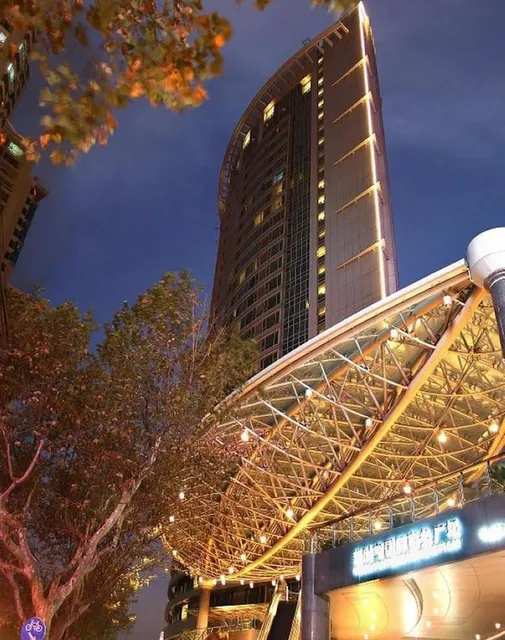 New Space-Time Ruili Hotel