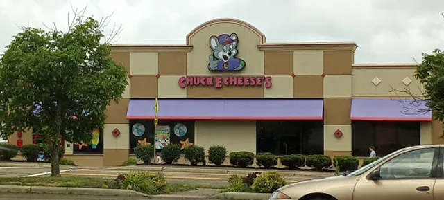 Chuck E. Cheese