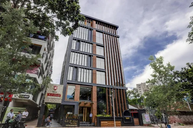 Kzar Corporate Hotel Near Sealdah Railway station