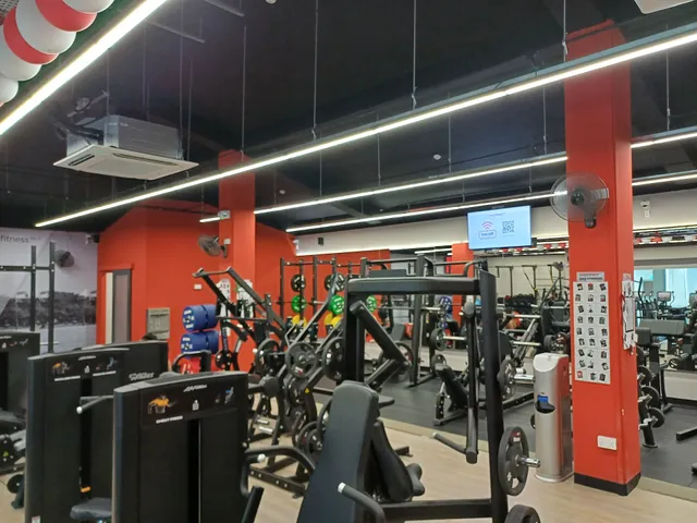 Snap Fitness 888 Plaza